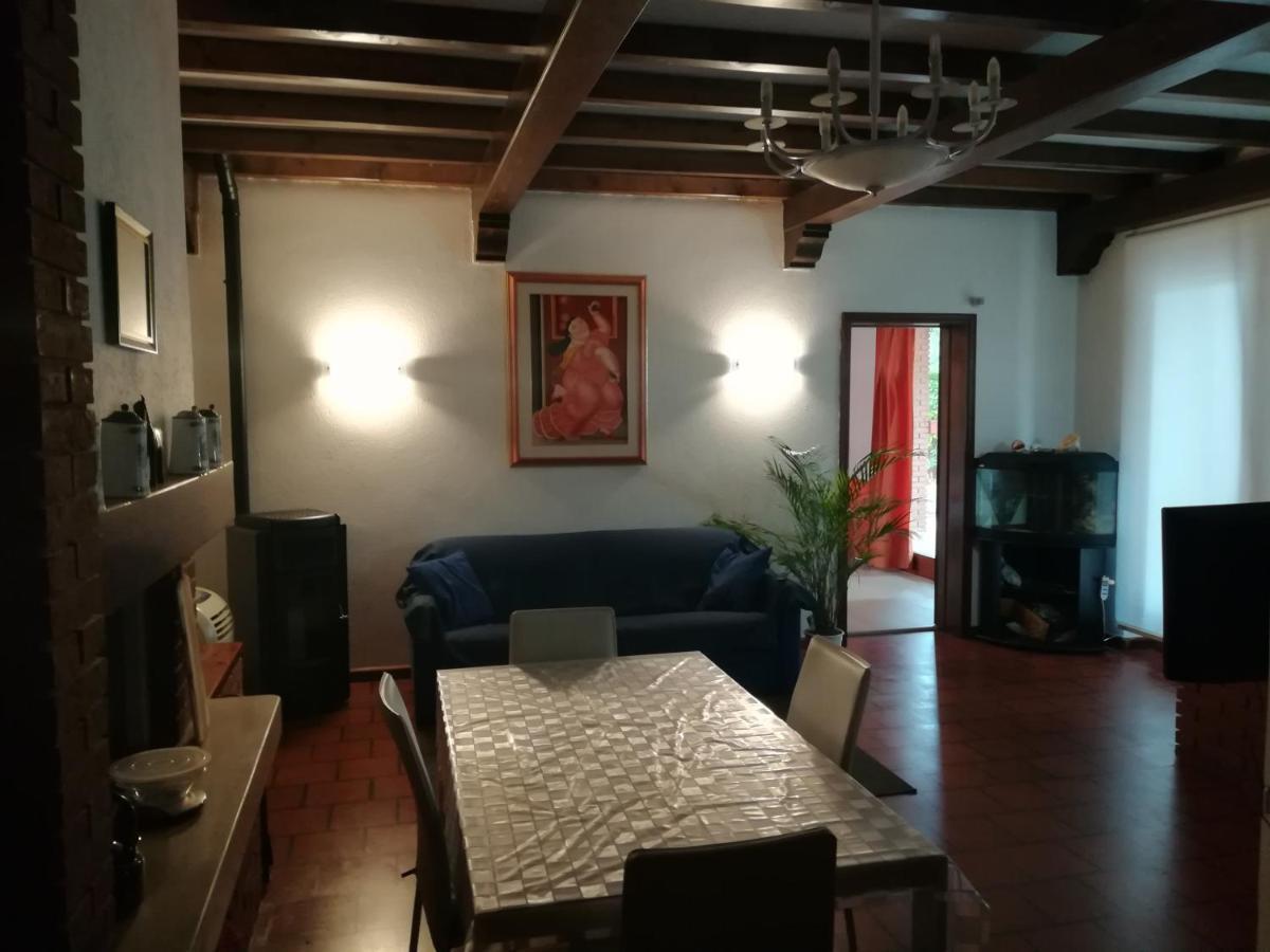 סומה קאמפניה Villa Magnolia Garda Lake מראה חיצוני תמונה