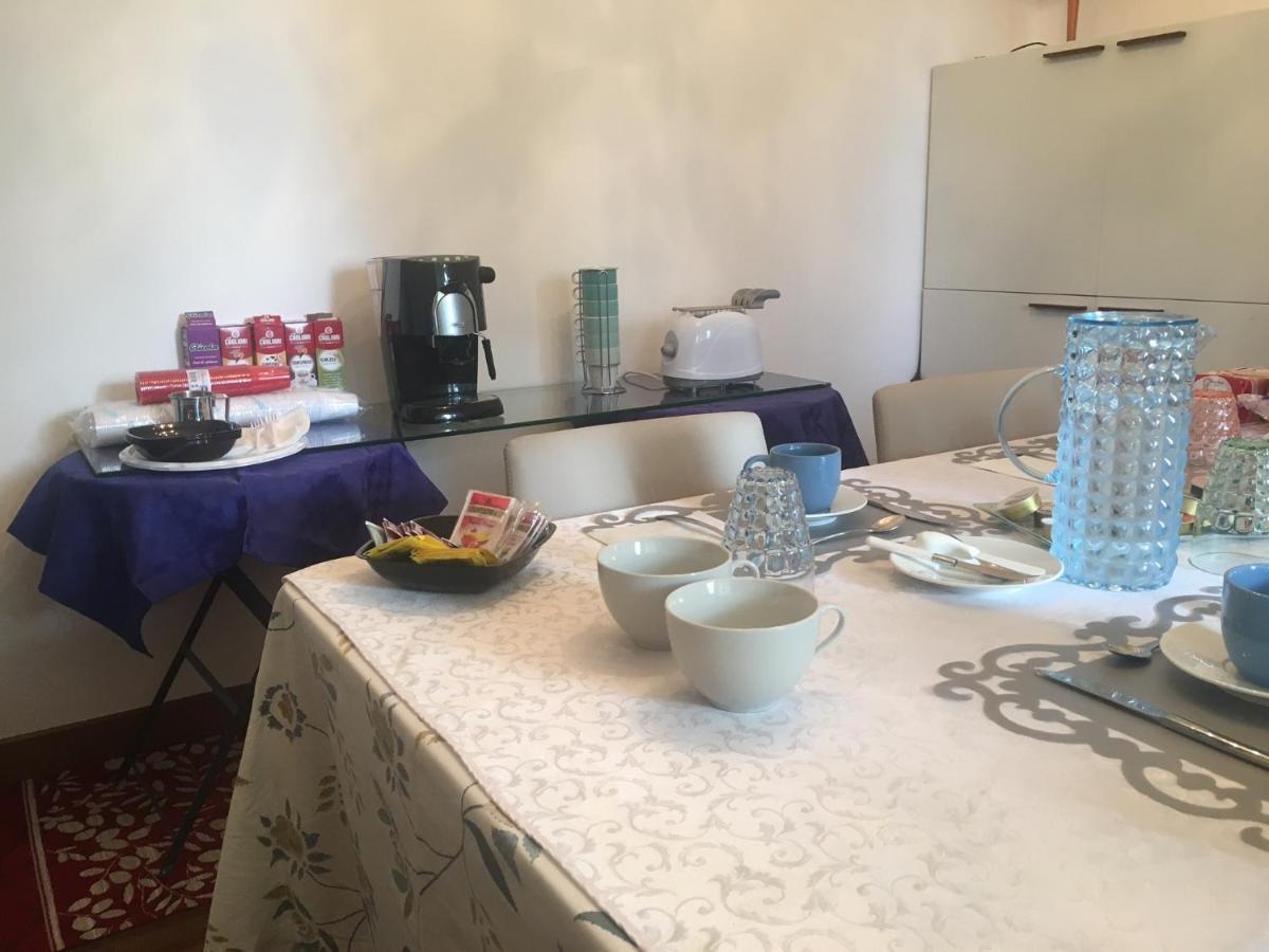סומה קאמפניה Villa Magnolia Garda Lake מראה חיצוני תמונה
