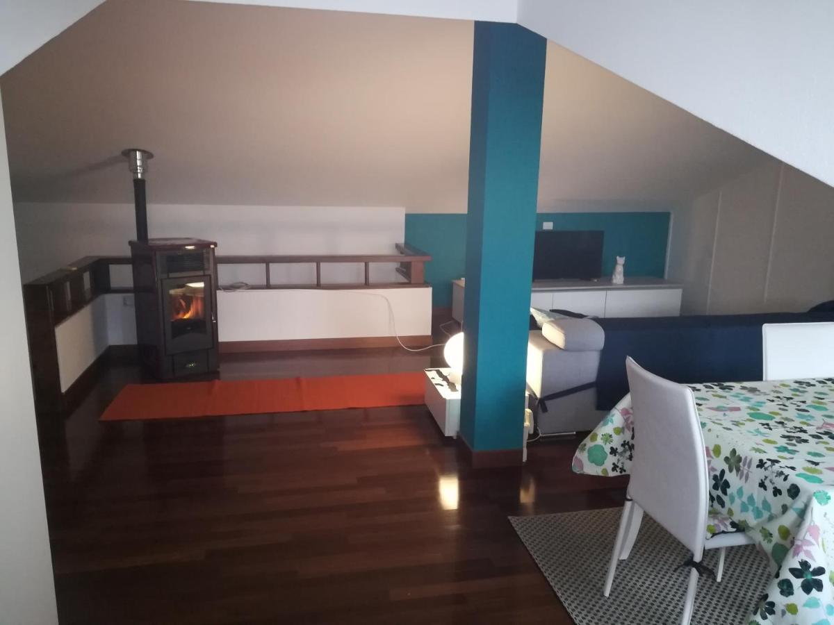 סומה קאמפניה Villa Magnolia Garda Lake מראה חיצוני תמונה