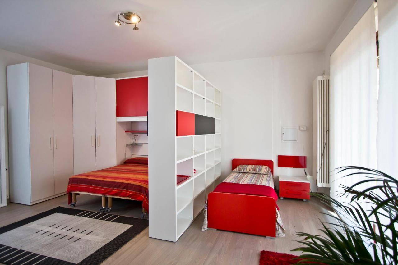 סומה קאמפניה Villa Magnolia Garda Lake מראה חיצוני תמונה